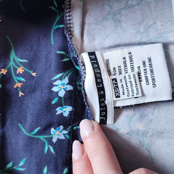 Floral Navy Stretch Pants - Picture 3 of 3